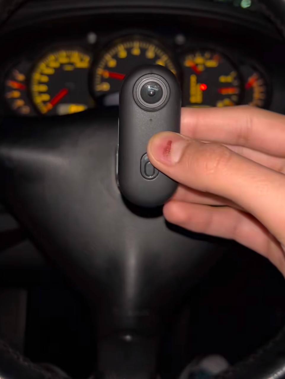 NeckCam HD - The Ultimate Hands-Free Magnetic Camera for Effortless Filming!